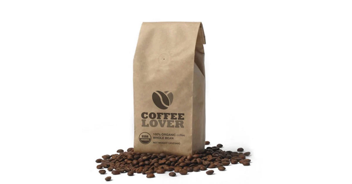 Лучший кофе в зернах 2023. Крафтовая упаковка кофе в зернах. Зерновой кофе на развес. Кофе в зернах в прозрачном пакете. Американский зерновой кофе упаковка.