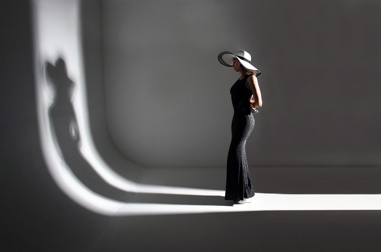Boutique vs Global Fashion PR Firms: Which Model Builds Better Brand Equity? Boutique vs Global Fashion PR Firms: Which Model Builds Better Brand Equity?