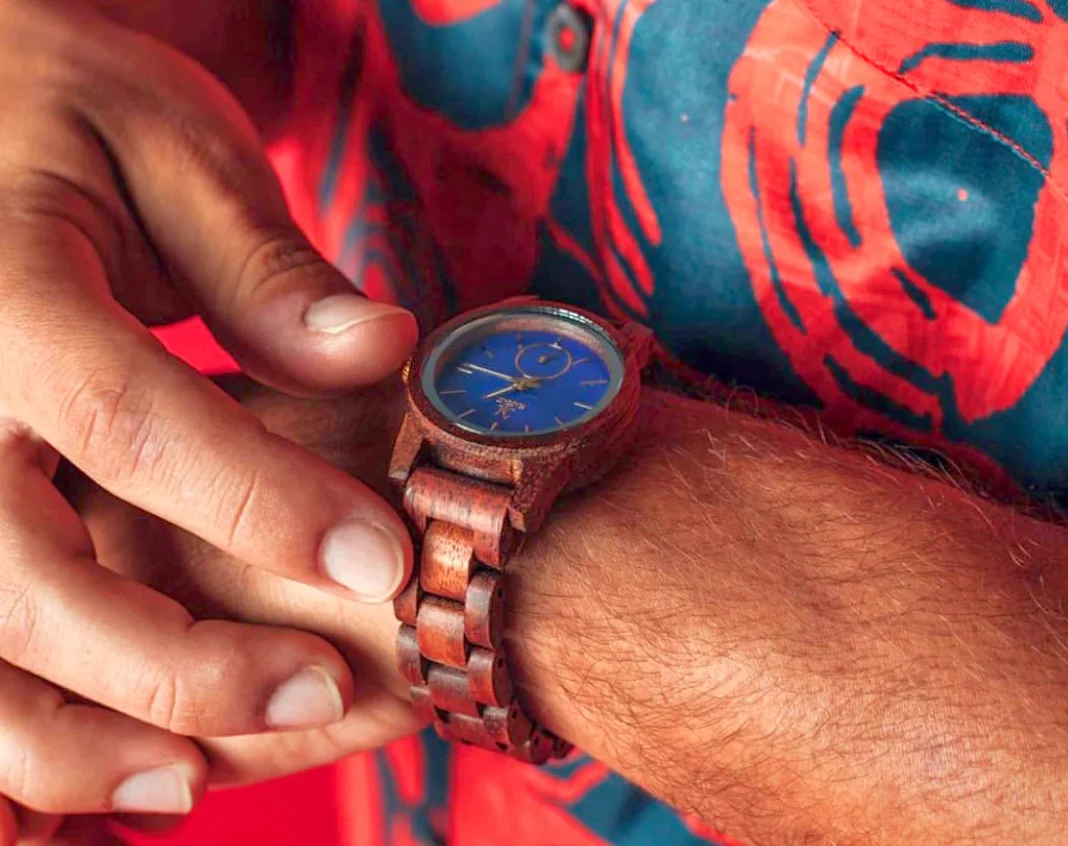 Styling Tips: How to Accessorize with Your Koa Wood Watch Koa Wood Watch