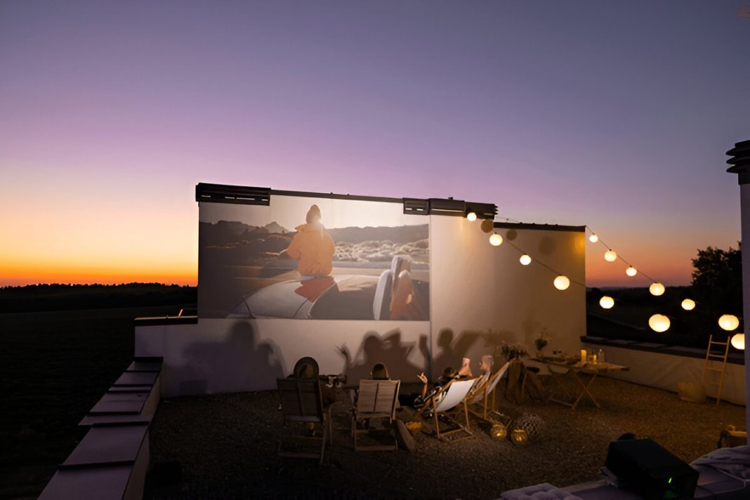 Outdoor Movie Screen Hire