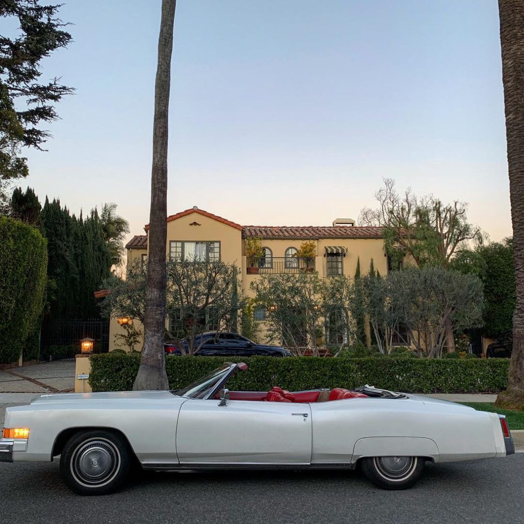 Ride in Style: Discover Los Angeles with a Luxury SUV Tour by Classic Experiences Luxury SUV Tour by Classic Experiences