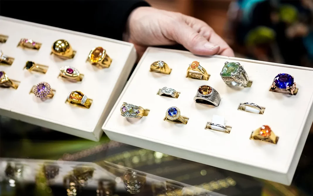 Where to Buy Authentic Vintage Jewelry Online Vintage Jewelry Online